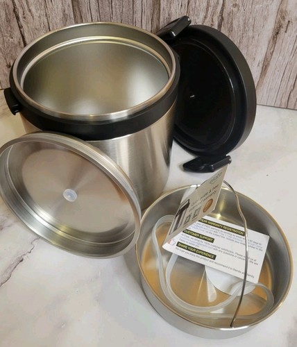 NEW! Elate Stay-Hot Camp Crockpot Triple Wall Vacuum Insulated Thermos, 2-Quart - Picture 7 of 7