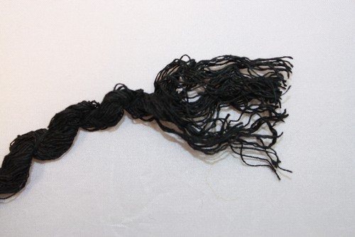 Black Stringlets 100% Cotton String Doll Hair - Picture 3 of 3