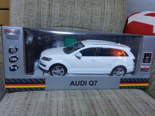 Audi Q7 RC Car 1:14 MJX Ferngesteuertes Auto Modell weiß LED in OVP