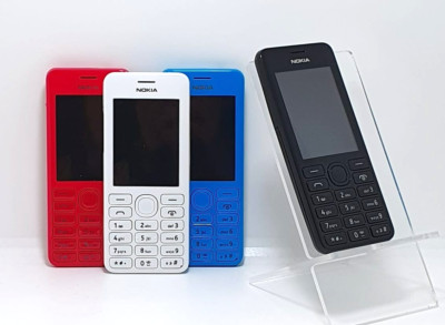 Nokia 206 Classic Retro Handy - Alle Farben entsperrt - Makellos Klasse A+