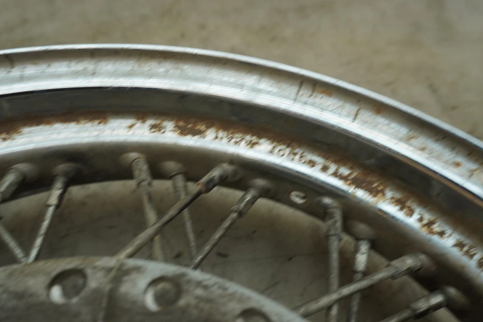 Kawasaki VN800 VULCAN 800 2003 rueda trasera clásica con radios (W-7) Foto 2 de 4