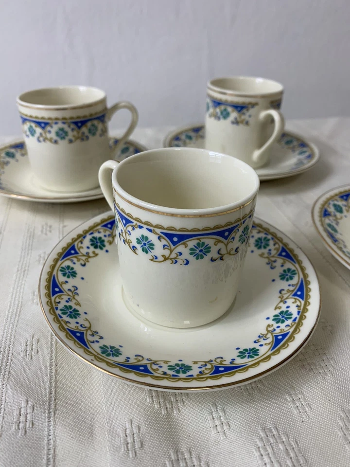 Juego De 4 Tazas Y Platillos Espresso Azul Patrón Floral Vintage Único Borde Dorado Foto 4 de 4