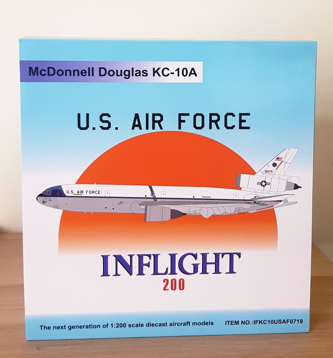 Inflight USAF KC-10A 79-1947 空中給油機 1:200 Inflight USAF KC-10A 79-1947 空中給油機 1:200 - メルカリ