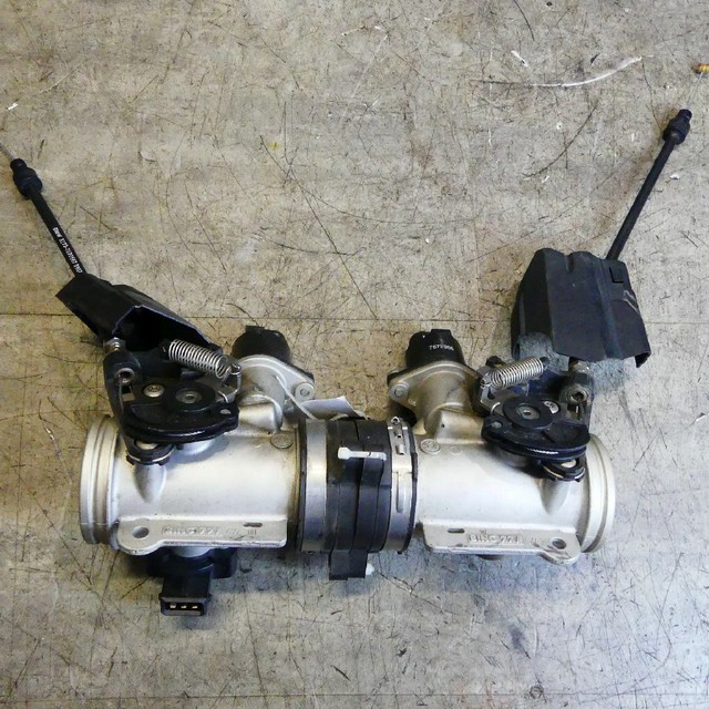 BMW R 1200 R Throttle Valves Pair K 103/32295 eBay