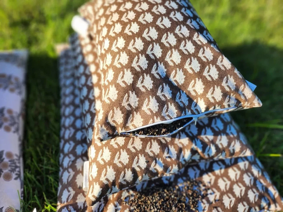 Ручной работы органическая гречневая подушка — опал коричневый цветочный хлопковый чехол — 3 размера - Изображение 3 из 4