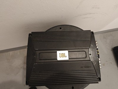 Bassbox Und Originale JBL Verstärker