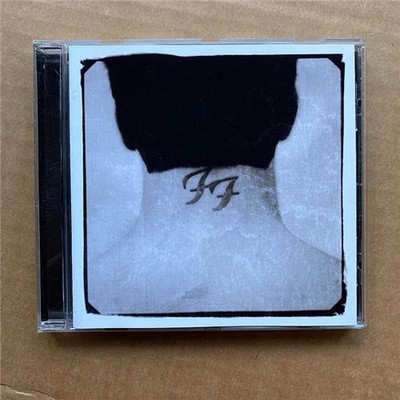 FOO FIGHTERS THERE IS NOTHING LEFT TO SEE CD 1999 enhanced with learning to fly 
