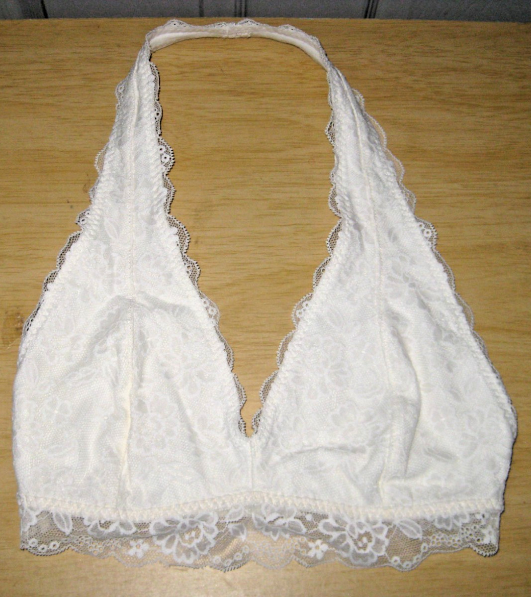Bralette Halter Bra Womens XS Gilly Hicks Wireless Off White Floral Lace NEW-image