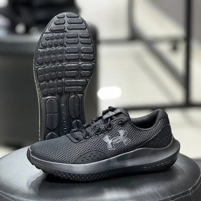 Under Armour Charged Surge 4 Negro Zapatillas Running Scarpe Deportivas 3027103