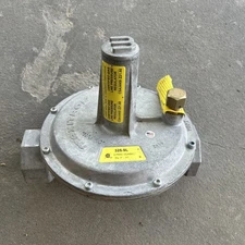 MAXITROL 325-9L-1-1/2 1-1/2 Line Regulator Certified To 2 PSI