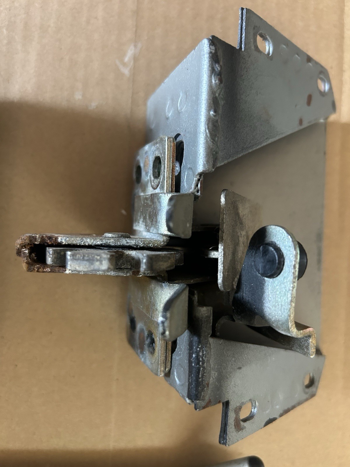 1970-1980 Rolls Royce Silver Shadow & Wraith Rear Trunk Lock Actuator OEM