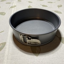 Calphalon Cake Pans for sale