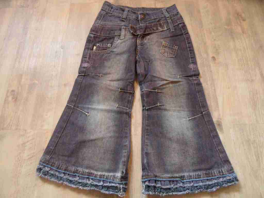 Jean Carbone Coupé Violet Sale Usé - Taille 104 - Occasion Très Bon état