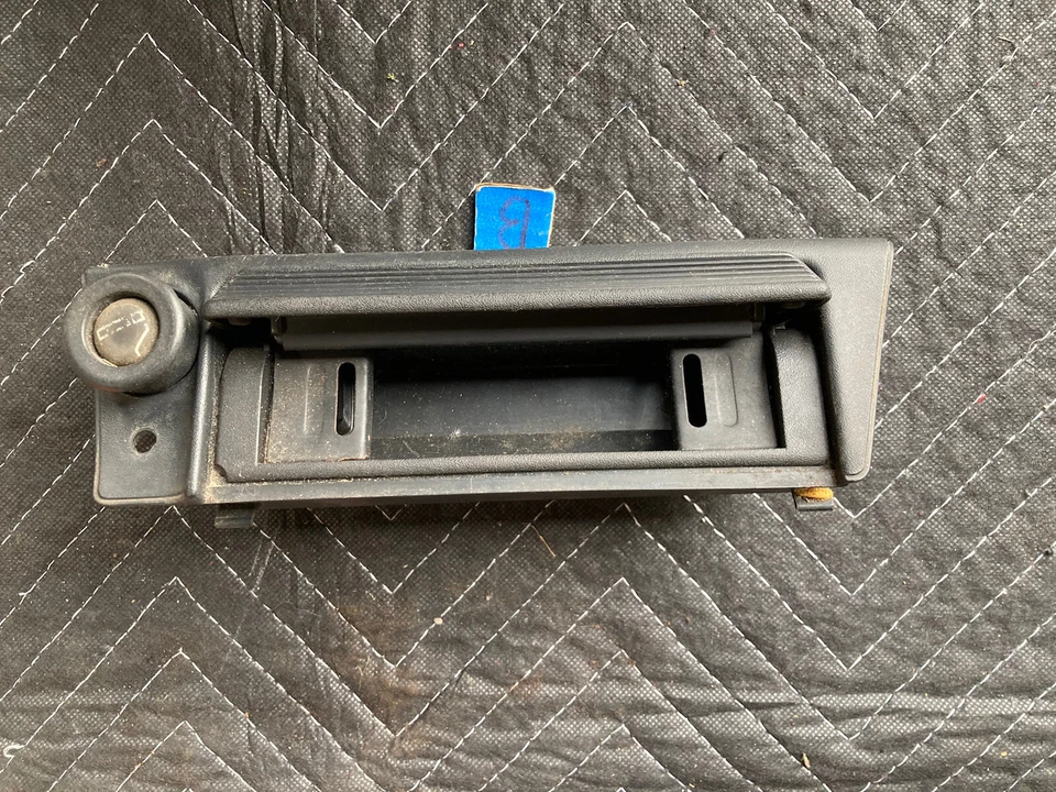 BMW E30 320i 318i 325i 1929459 1982-1994 encendedor central delantero bandeja de cenizas #2275M Foto 4 de 4