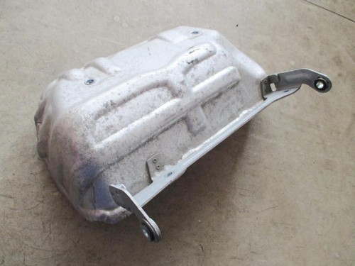 Hitzeschutzblech Abdeckblech Krümmer Audi A3 8P VW Eos Golf 5 R32 022253035P