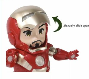 iron man bailando juguete