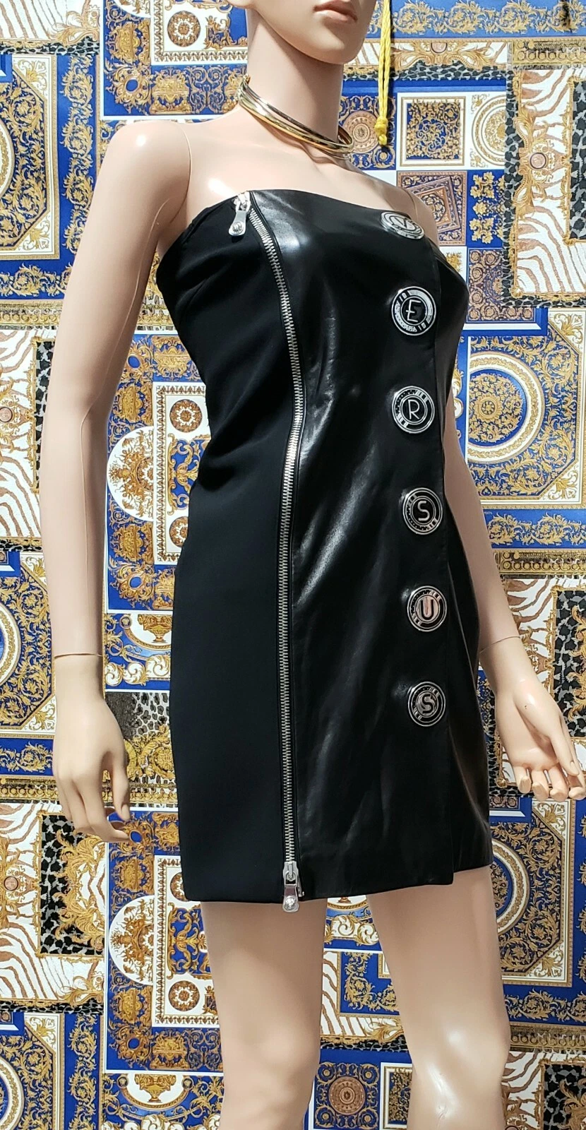 S 16 L#18 NUOVO VERSUS VERSACE + ABITO IN PELLE IMPREZIOSITO ANTHONY VACCARELLO 38 2