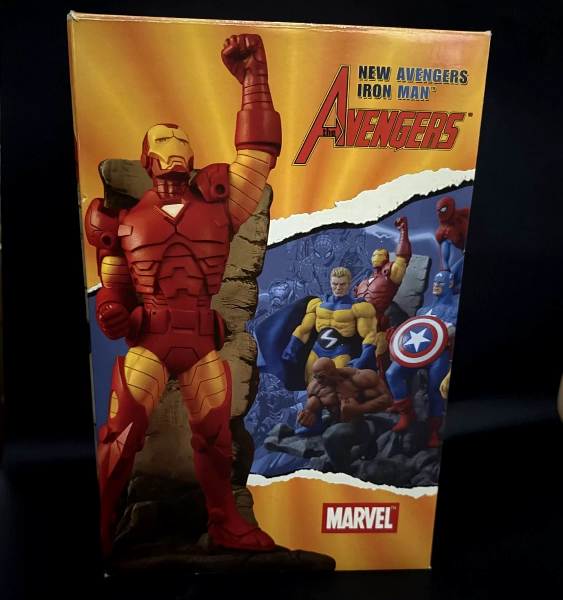 Iron Man New Avengers ltd ed 2500 Diamond Select