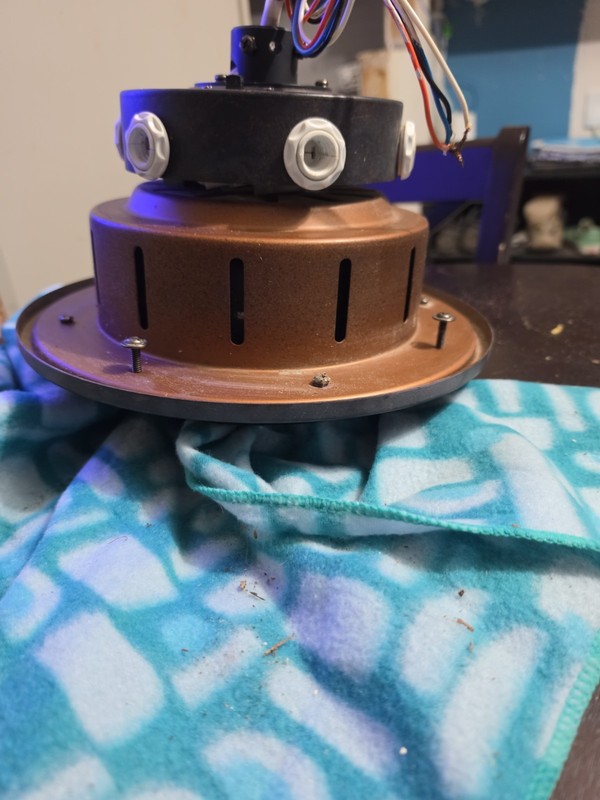 Replacement Motor & Integrated Light Kit for Quorum Cimarron 52" Fan."