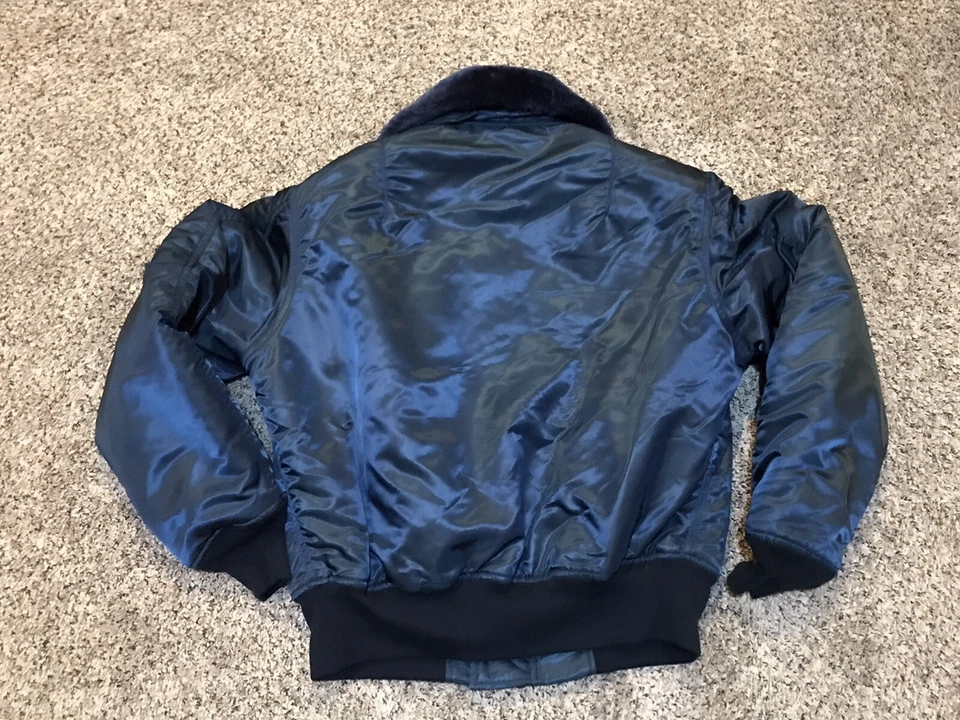 Chaqueta de bombardero de vuelo de nailon Cockpit EE. UU. tipo B-15D para hombre talla L hecha en EE. UU. USADA EN EXCELENTE ESTADO Foto 4 de 4