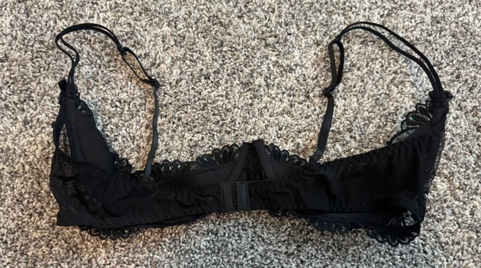 Sujetador Intimate Attitudes de encaje negro para mujer talla 44 Foto 2 de 4