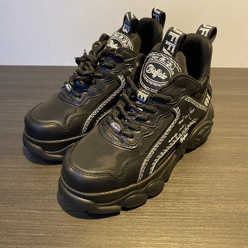 Women's Buffalo Classic Low Sneakers In 