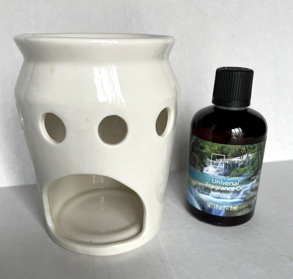 Oil Warmer With Fragrance Oil Included! 5in H