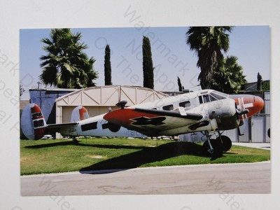 Beechcraft EC-45J C-45 Expeditor Militärflugzeug Doppelheckpropeller 1995