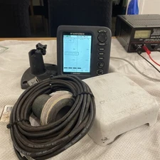 Furuno FCV-620 Echo Sounder Fishfinder Display With Mount Cover And Transducer