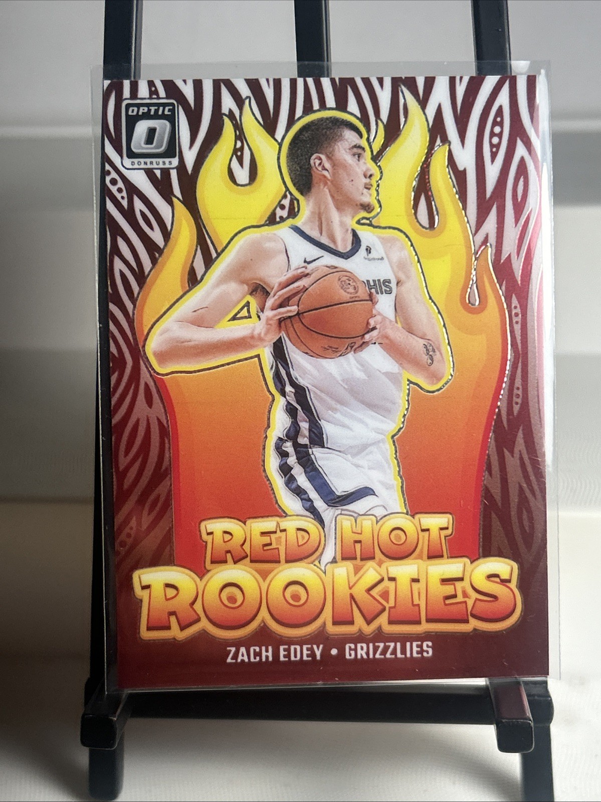 2024-25 Panini Donruss Optic - Red Hot Rookies Zach Edey #4 (RC)