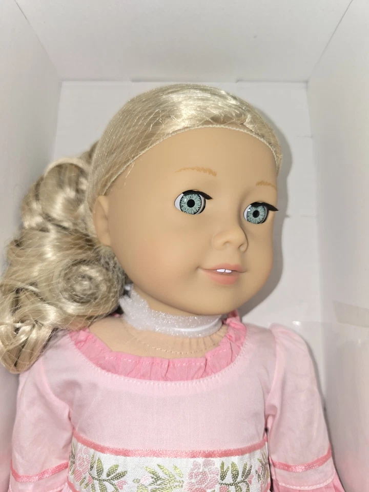 RETIRED AMERICAN GIRL DOLL CAROLINE ABBOUT W/BOOK NEVER REMOVED FROM BOX - Image 4 of 4