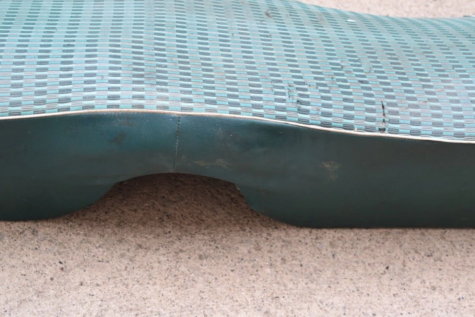 1958 1959 年 1960 年福特 Thunderbird 硬顶后座下部后座 58 59 60 — 第 4/4 张图片