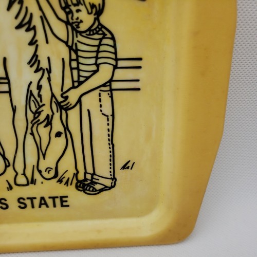 Vintage Souvenir Trinket Tray Kentucky Bluegrass State Plastic Yellow Whirley - Picture 10 of 12