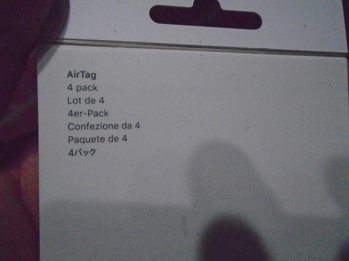 APPLE AIRTAG 4 PACK MX542LL/A A2187 BRAND NEW SEALED! - Photo 2 sur 3