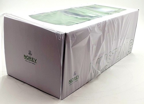 Norev 1/12 Scale Diecast 122704 Ford Mustang Fastback GT 1968 Light Green - Picture 6 of 6