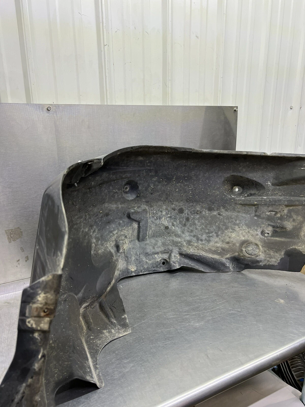 06-13 LAND ROVER RANGE ROVER FRONT LEFT SIDE FENDER LINER SPASH SHIELD OEM