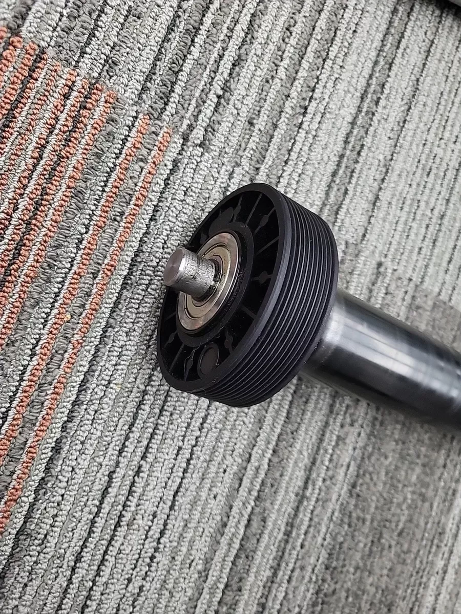 Nordictrack T6.7S Treadmill Front Roller 69
