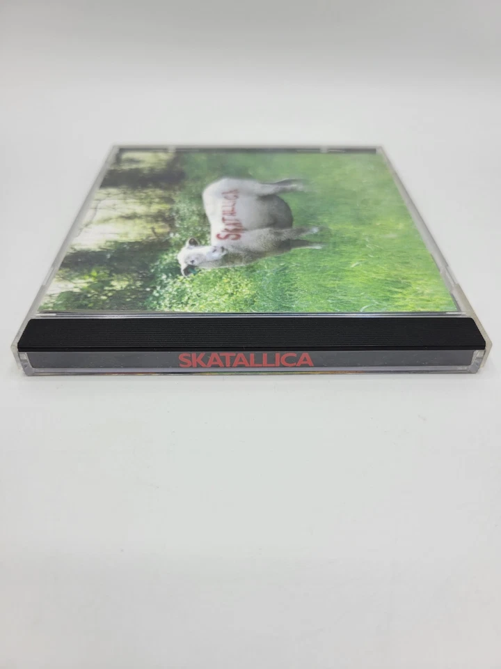 Skatallica - S/T CD 1997 RARE Tested - Imagem 3 de 4