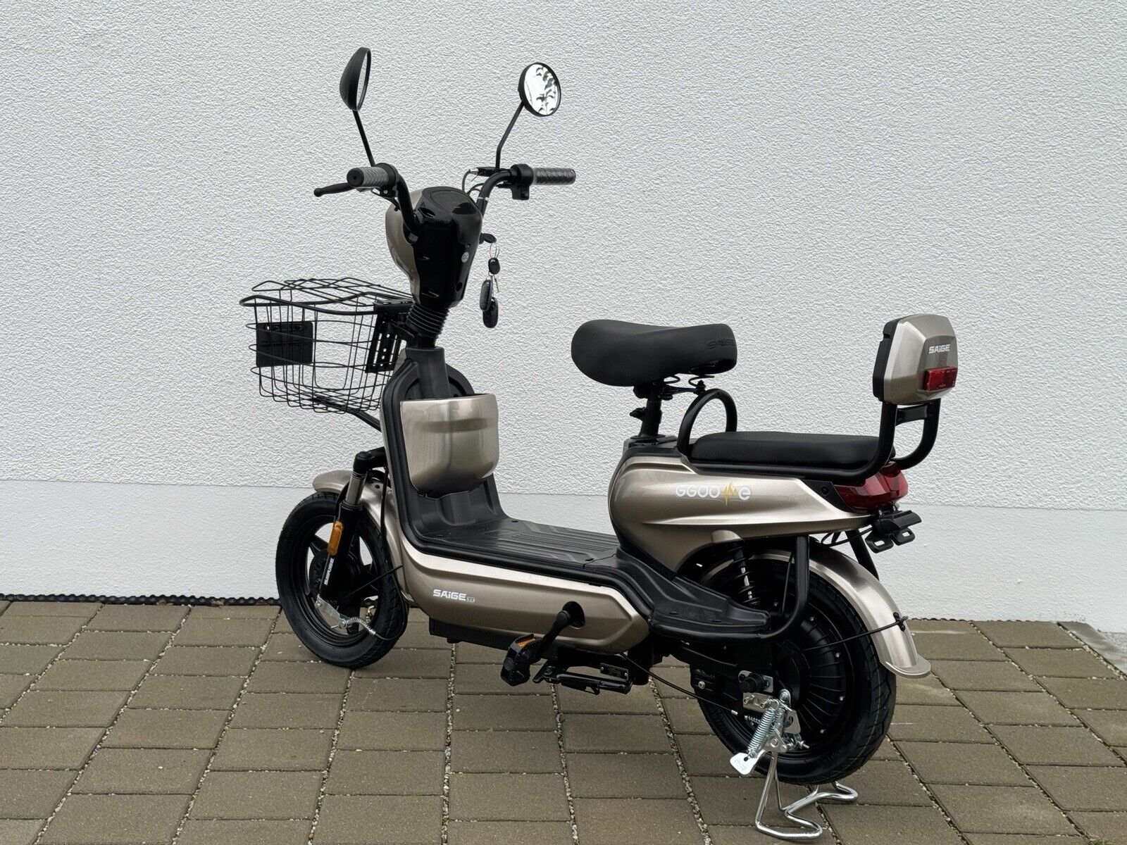 WuXi Saige Electro Scooter E-Roller mit Straßenzulassung 25kmh 48V 2-Sitzer 14