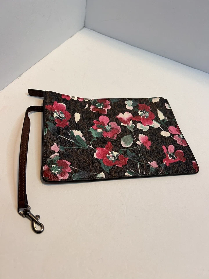 Bolsa com zíper floral Calvin Klein Rachel - Imagem 3 de 4