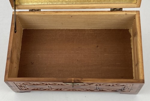 Vintage Wood Treasure Keepsake Trinket Jewelry Box w Inside Mirror Cottage Lid - Picture 12 of 19