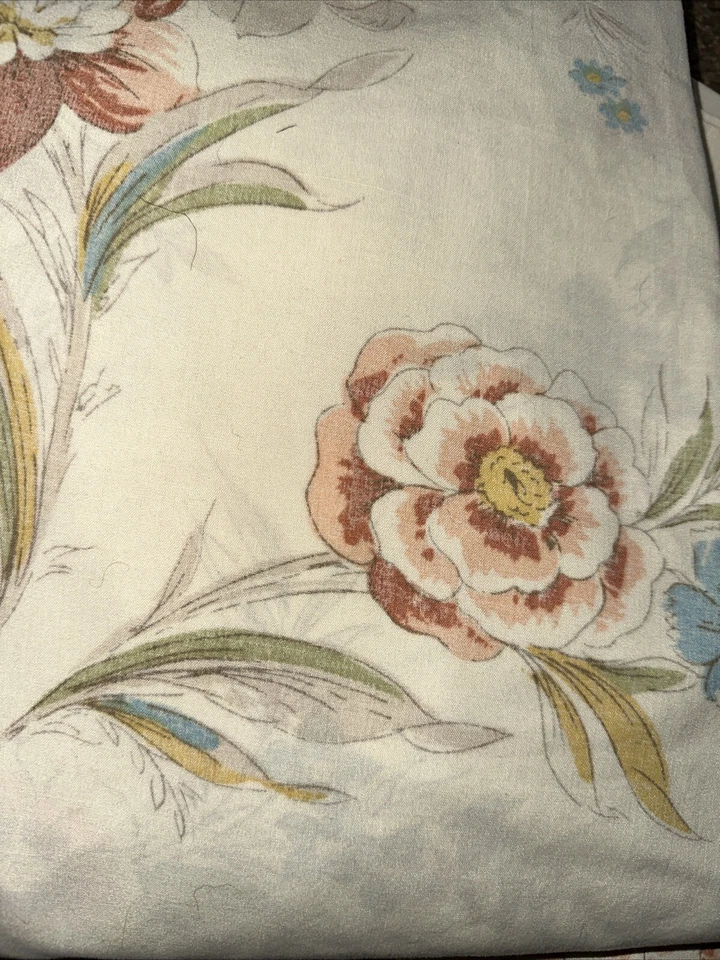 VTG JCPenney Flat & Fitted Full Cream Colored Beautiful Percale Pattern - Image 2 of 4