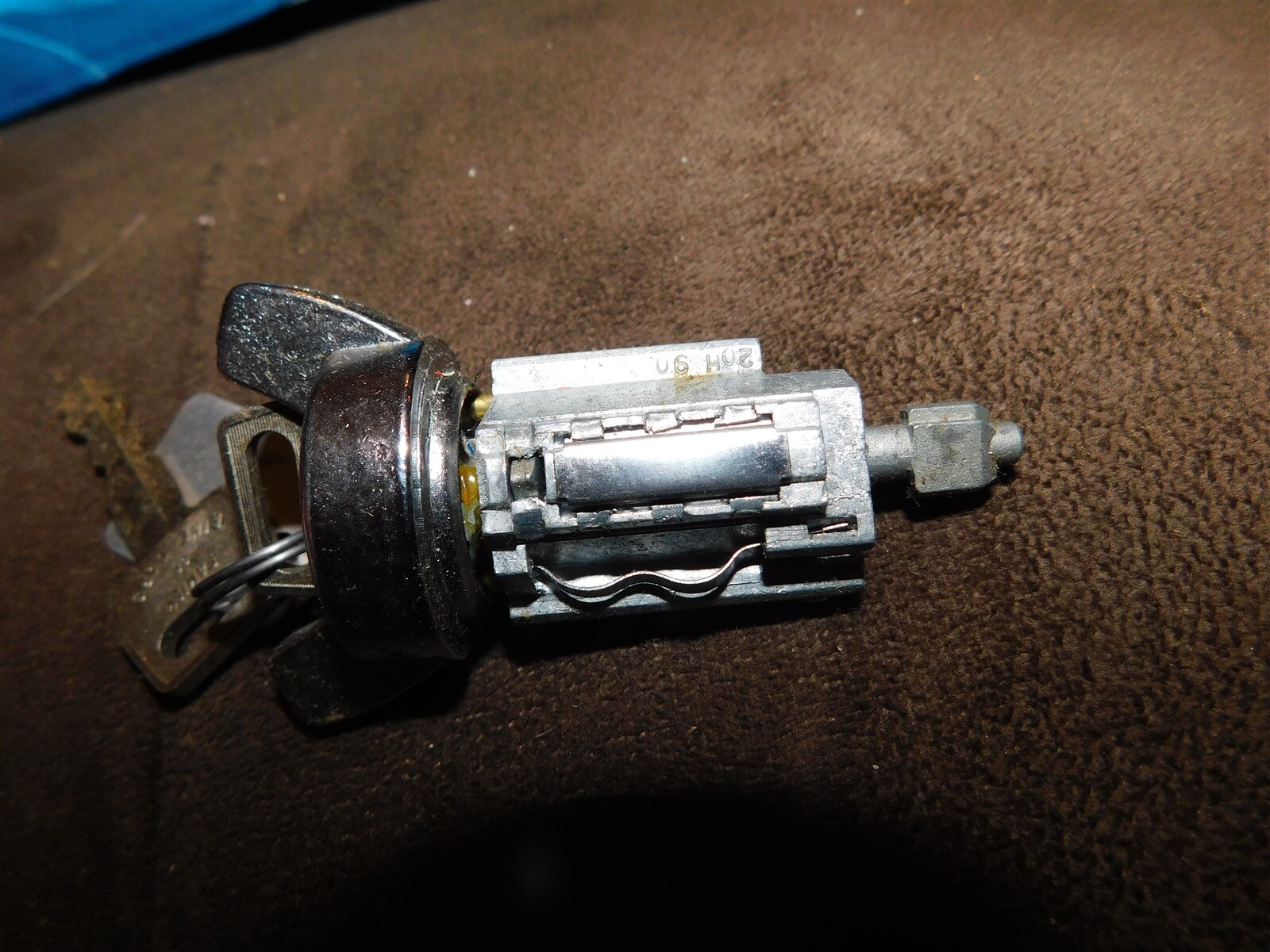 NOS 1985 1986 FORD B600 B700 B800 F600 F700 F800 IGNITION KEY LOCK