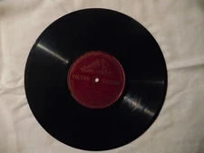 ALMA GLUCK, FIRST PRIZE VICTOR RECORD, LO, HERE GENTLE LARK, 10", 78RPM,VG+