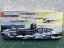 SkyWave Pit Road USSR Missile Submarine Echo-II SSGN Model Kit 1/700 #M-9