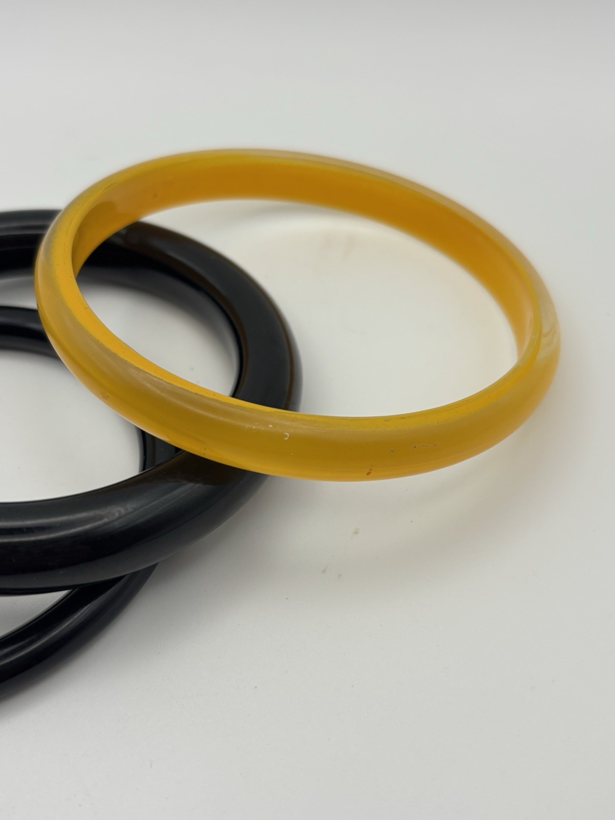 Vtg Bangle Bracelets. Translucent Lemon Bakelite(… - image 4