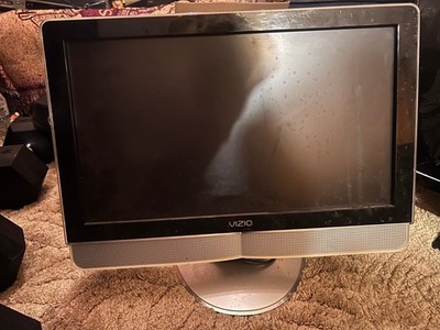 Vizio VX20L 20  LCD 720p HDTV TV Monitor - Without Remote