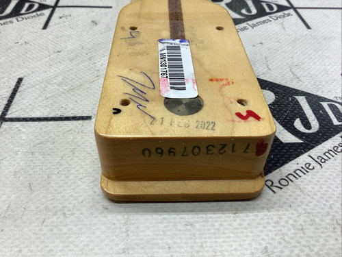 Fender MIM Telecaster 2022 cuello de arce - Imagen 12 de 13
