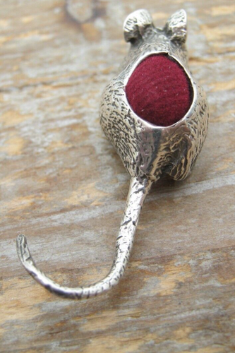 Stunning English Hallmarked Sterling Silver Mouse / Rat Pin Cushion - Red Velvet - Picture 6 of 8