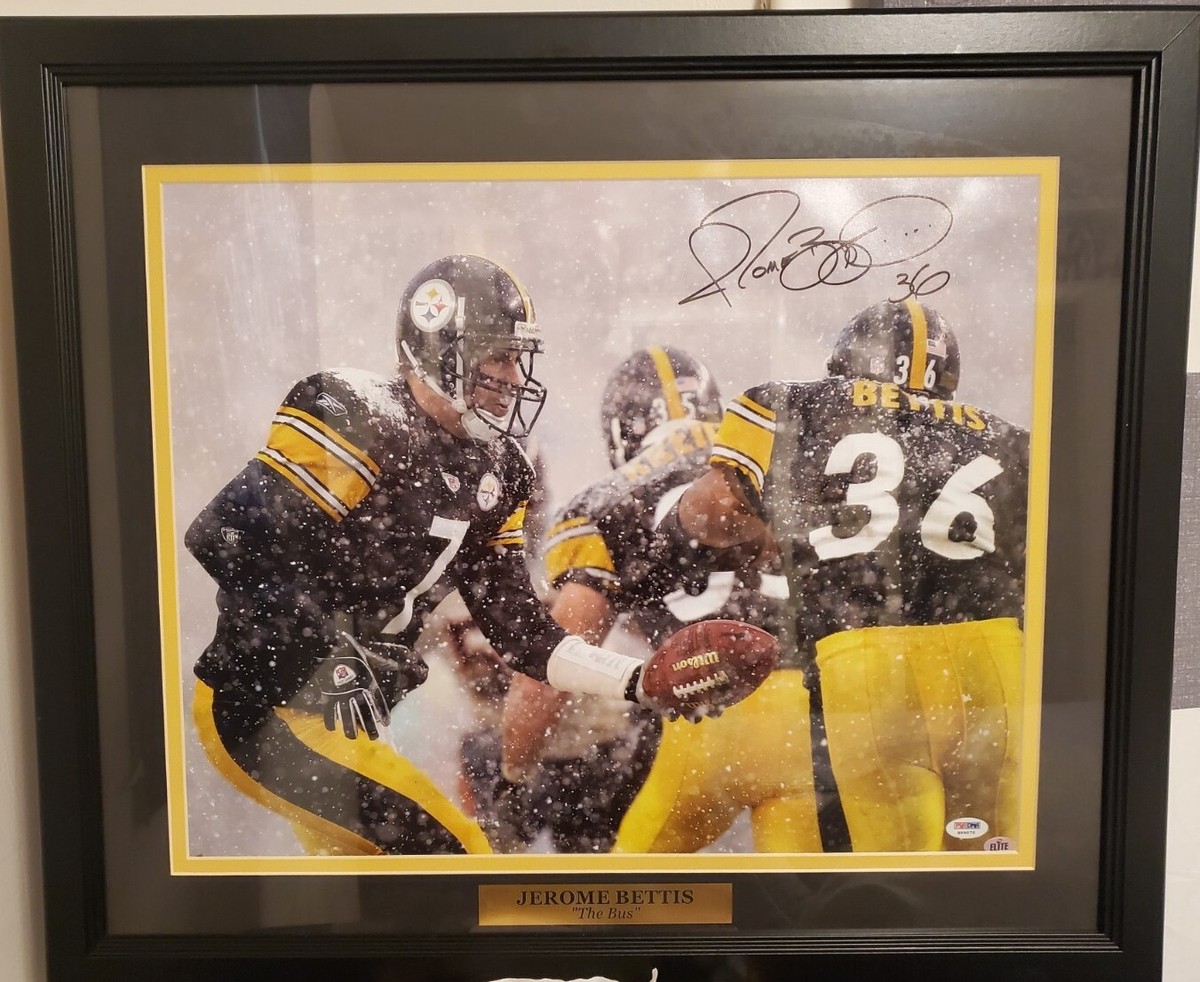NICE Framed & Matted Autographed Steelers Jerome Bettis Snow 16x20
